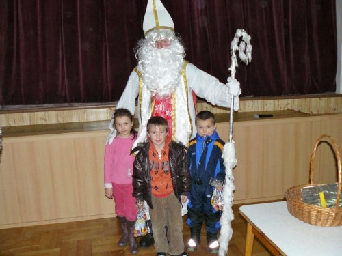 Mikulášské zpívání u stromečku - 3.12.2010